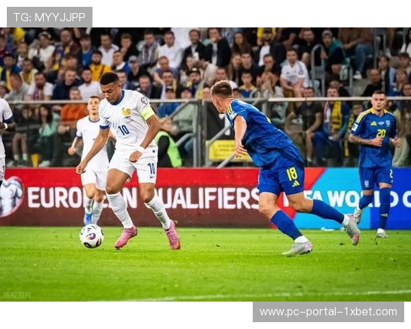 姆巴佩补时冷静推射，锁定胜局瞬间